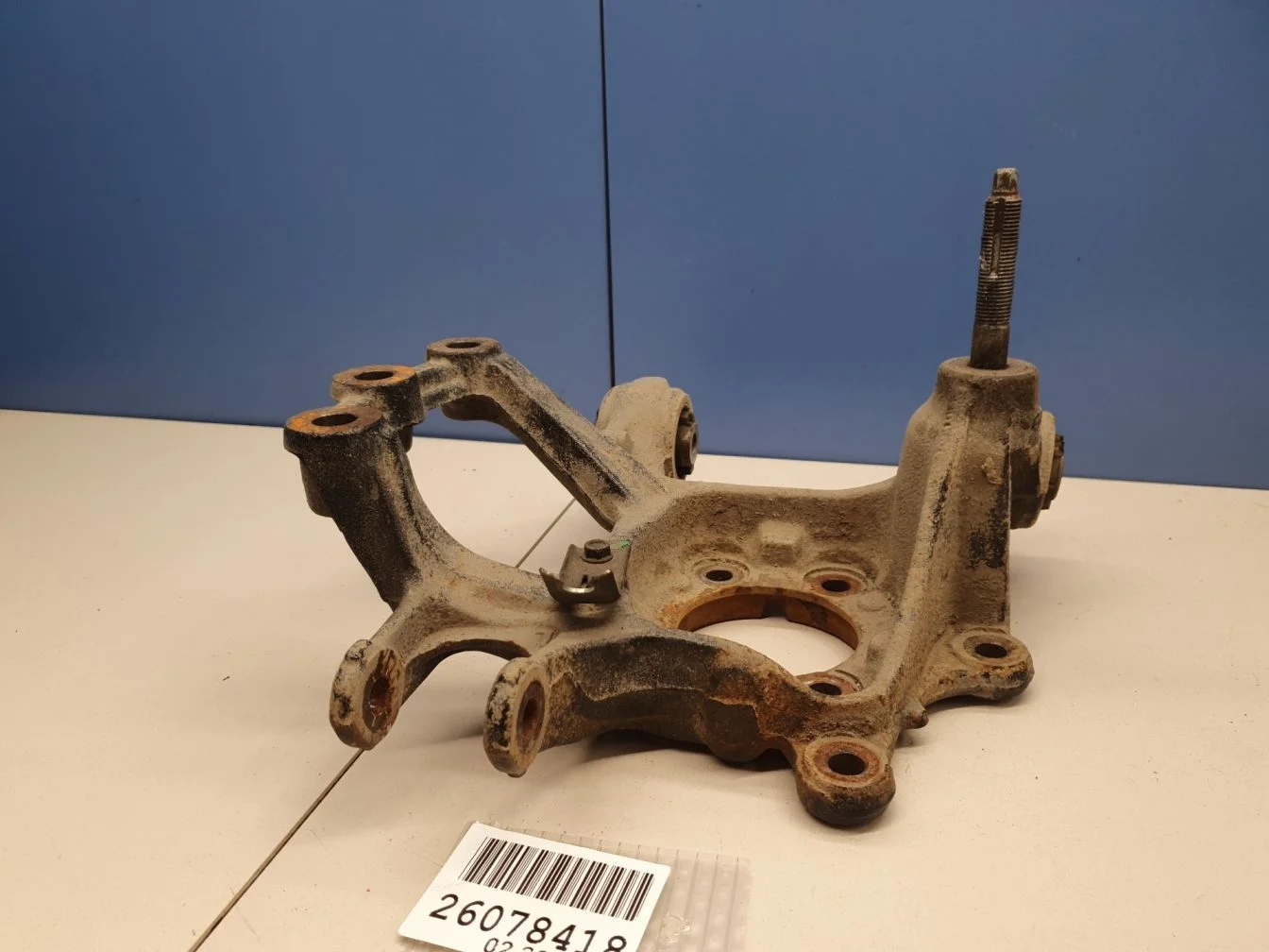 Кулак поворотный задний левый для Mazda 6 GJ 2013-2019