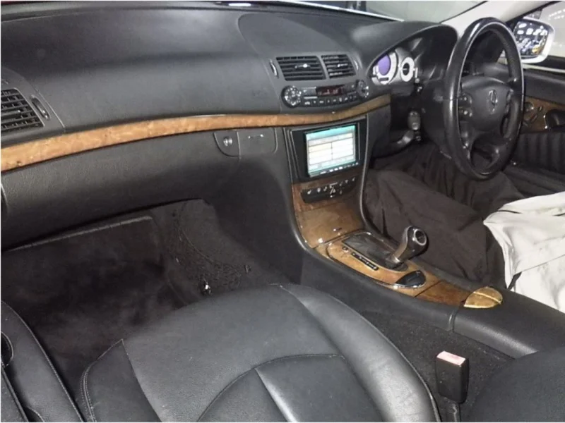 Продажа Mercedes-Benz E class 3.0D (224Hp) (642.920) RWD AT по запчастям