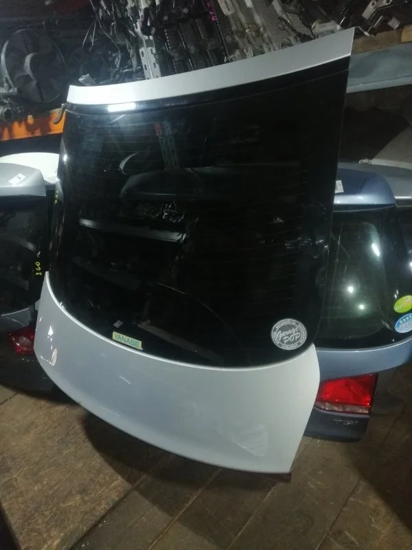 Крышка багажника Audi A5 2011 8T3