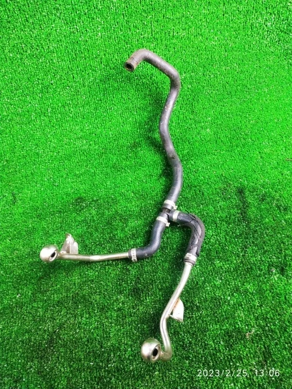 Шланг системы охлаждения BMW M5 2012 F10