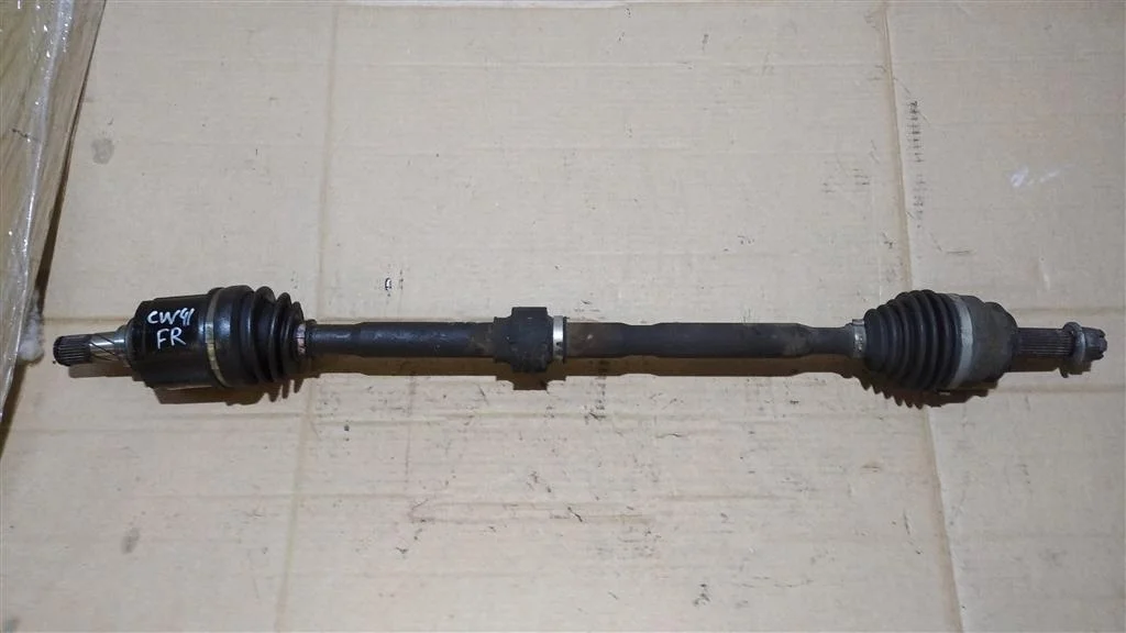 Б.у. привод MITSUBISHI OUTLANDER XL CW4W MITSUBISHI OUTLANDER XL CW4W