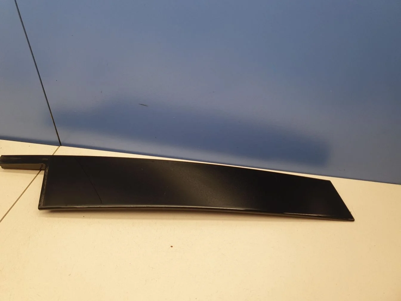 Накладка рамки двери передней левой для Mercedes GLC-klasse X253 2015-