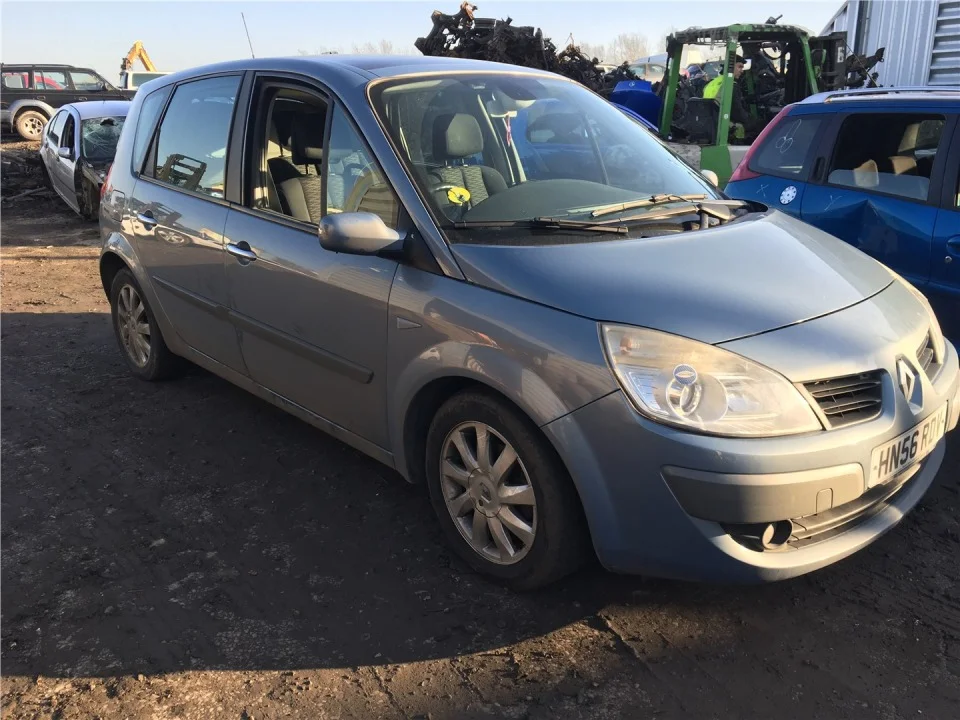 Продажа Renault Scenic 1.6 (115Hp) (K4M 813) FWD MT по запчастям