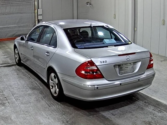 Продажа Mercedes-Benz E class 3.2 (224Hp) (112.949) RWD AT по запчастям