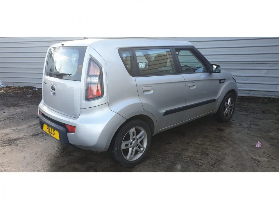 Продажа Kia Soul 1.6 (124Hp) (G4FC) FWD AT по запчастям