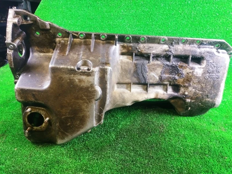 Поддон BMW 330i E90