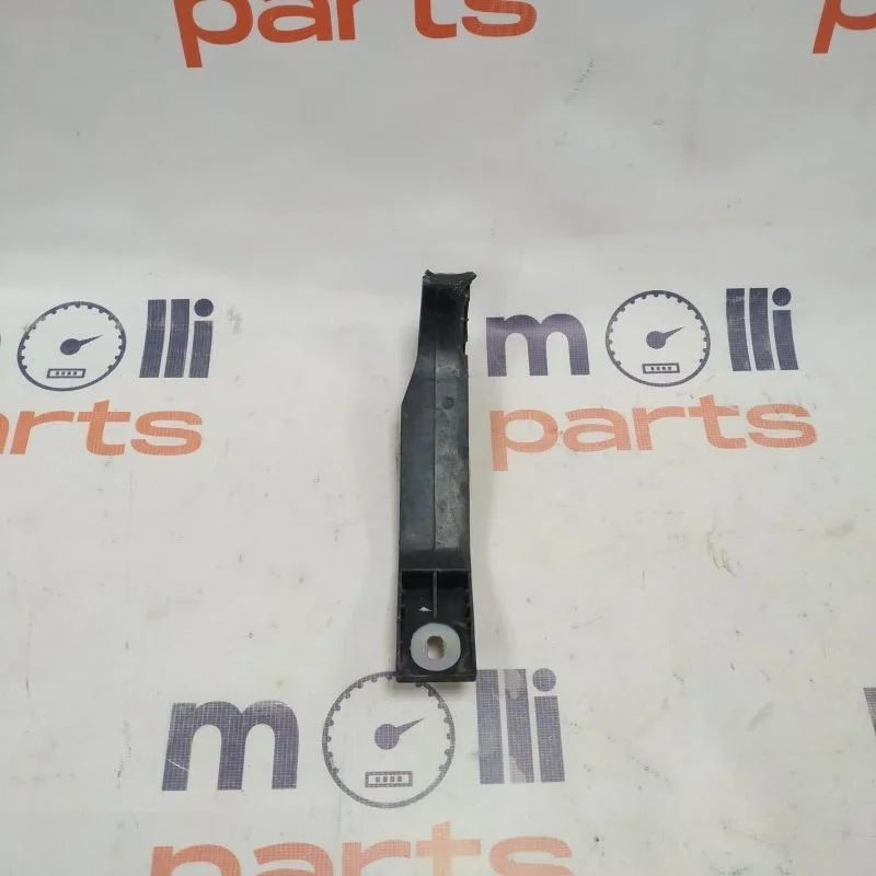 Кронштейн Audi Q3 2014 8U