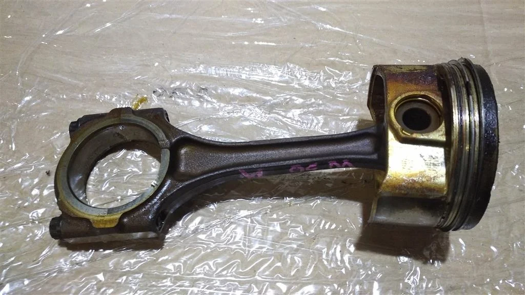 Б.у. шатун TOYOTA PRIUS ZVW30 TOYOTA PRIUS ZVW30