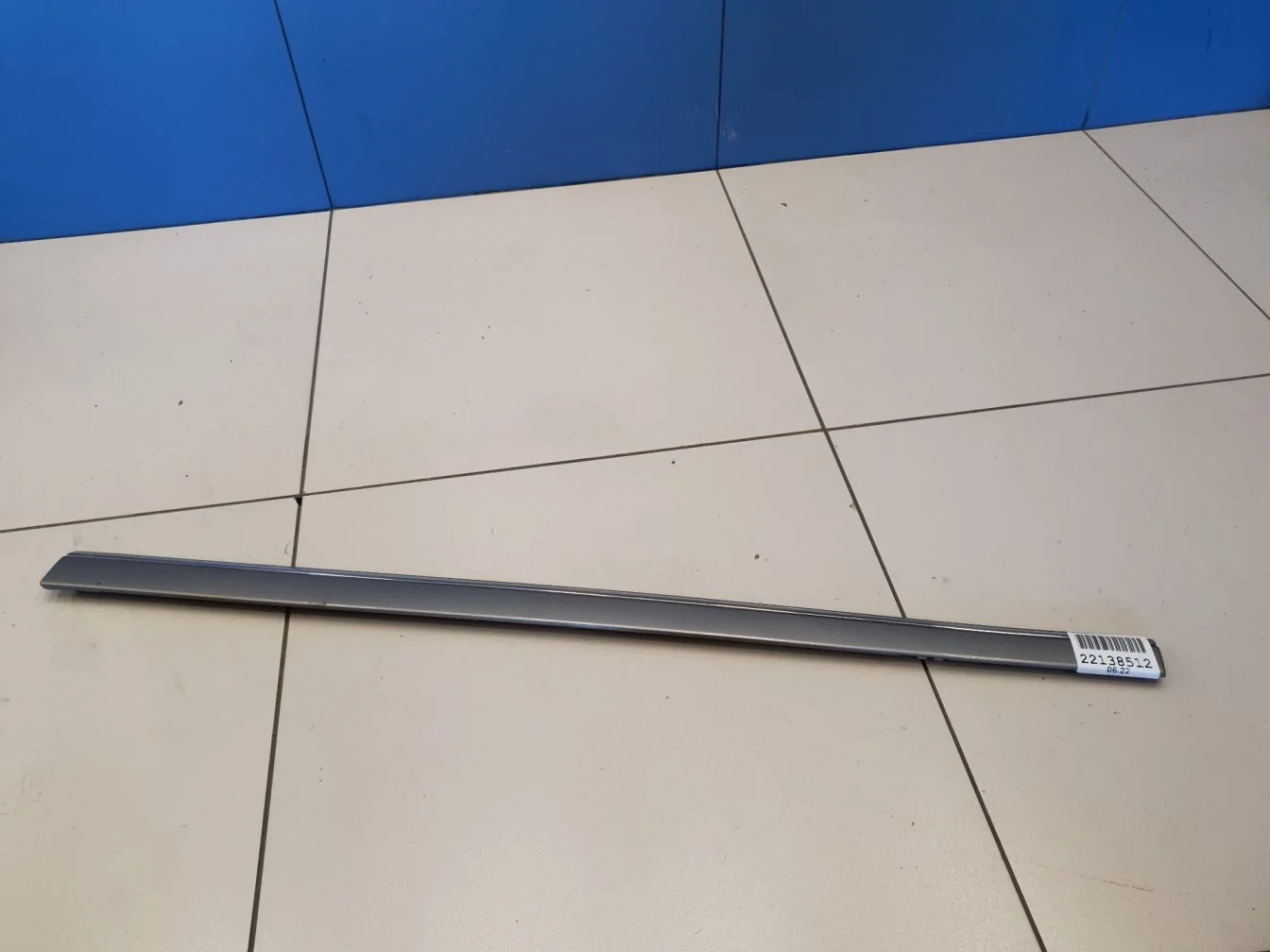 Молдинг двери правый передний для Mercedes E-klasse W211 2002-2009