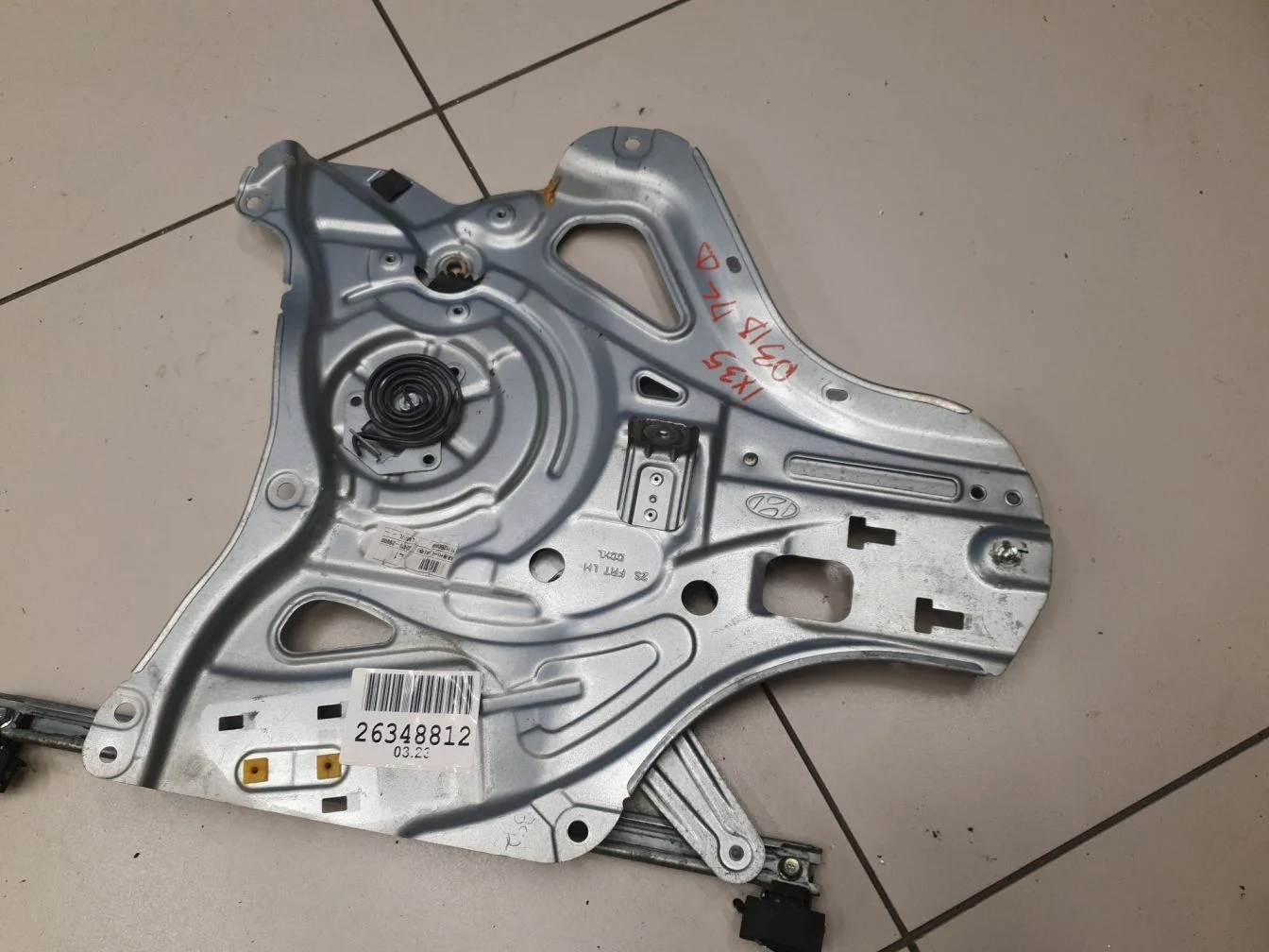 Стеклоподъемник передний левый для Hyundai ix35 Tucson LM 2010-2015