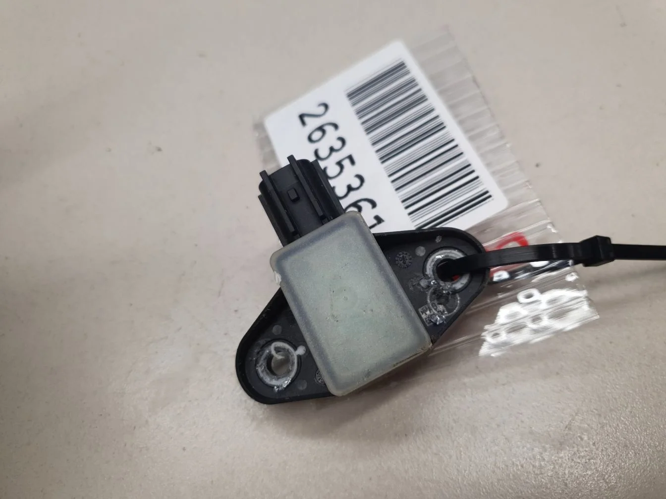 Датчик Airbag для Volkswagen Passat B7 2011-2015