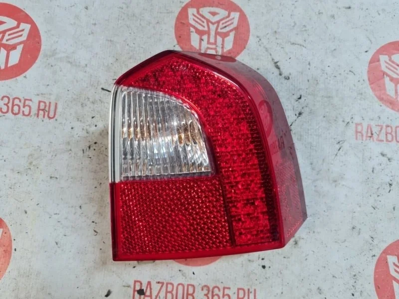 Фонарь Volvo V70 2009 BW