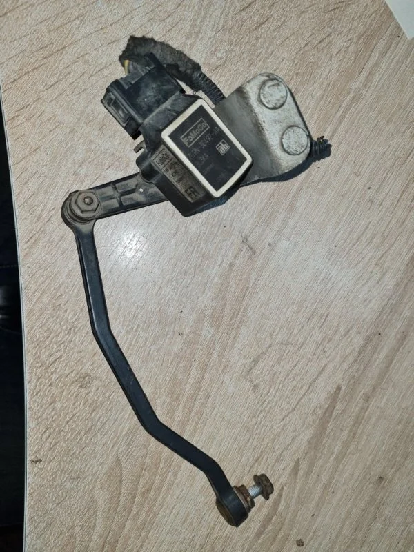 Датчик уровня подвески Volvo S80 2010 AS