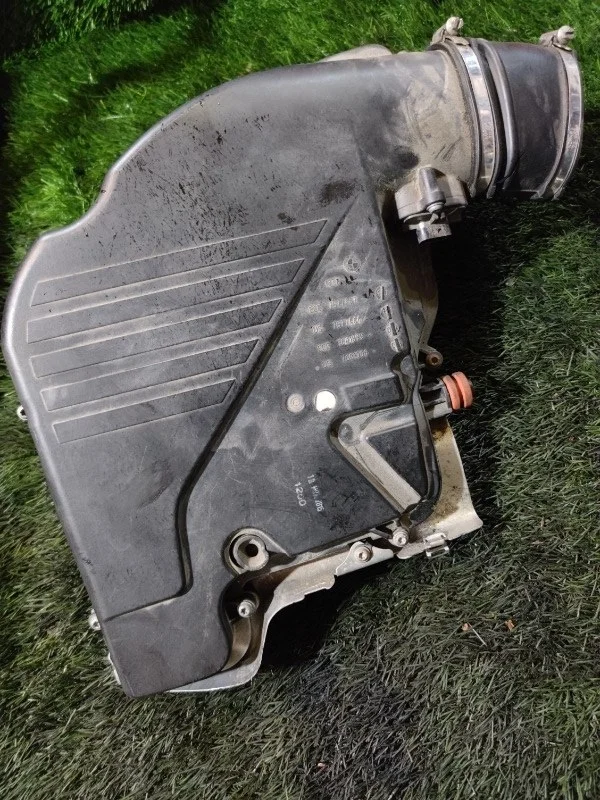 Корпус воздушного фильтра BMW 550iX 2015 F10