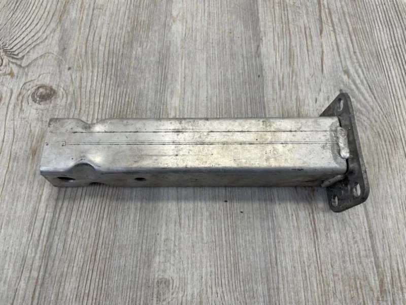 Лонжерон Audi Q7 2015- 4M