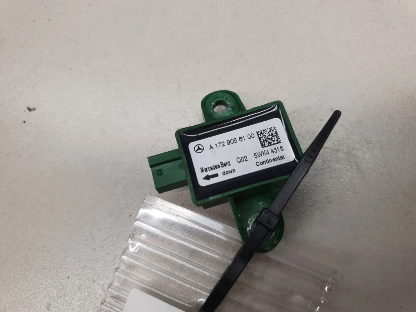 Датчик Airbag для Mercedes GLK-klasse X204 2008-2015