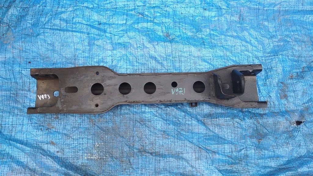 Б.у. балка под редуктор MITSUBISHI PAJERO V97W MITSUBISHI PAJERO V97W