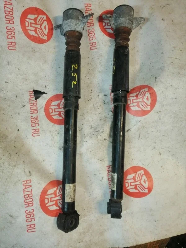 Амортизатор Audi A5 2011 8TA