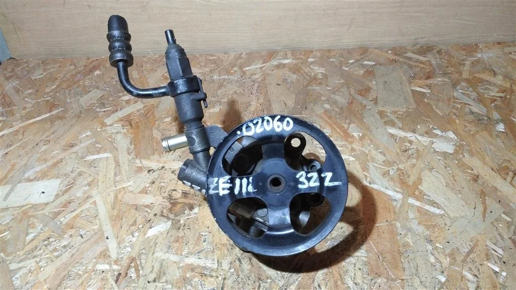 Б.у. насос гидроусилителя TOYOTA COROLLA ZZE112 TOYOTA COROLLA ZZE112