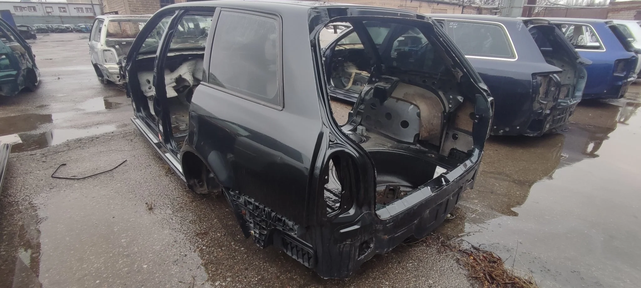 Продажа Audi A4 1.8 (125Hp) (ADR) FWD MT по запчастям