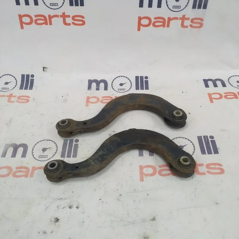 Рычаг подвески Audi Q3 2014 8U