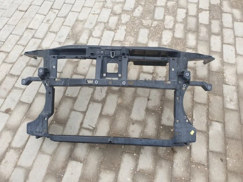 Панель передняя Volkswagen Passat CC 2007-2011