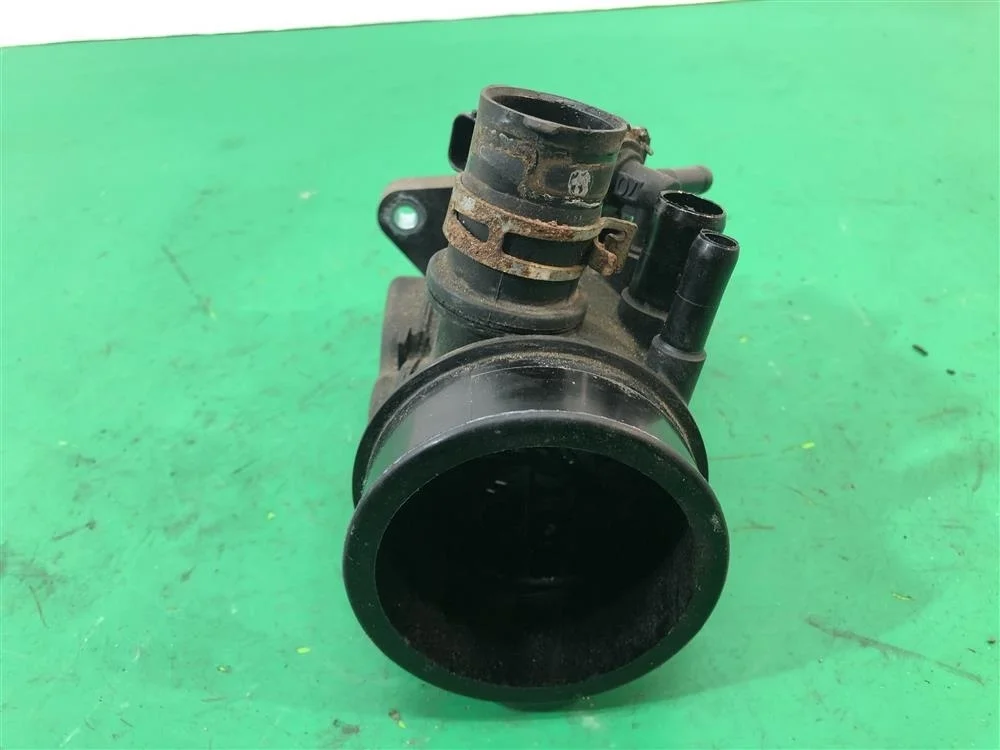 Клапан воздушного патрубка на турбину