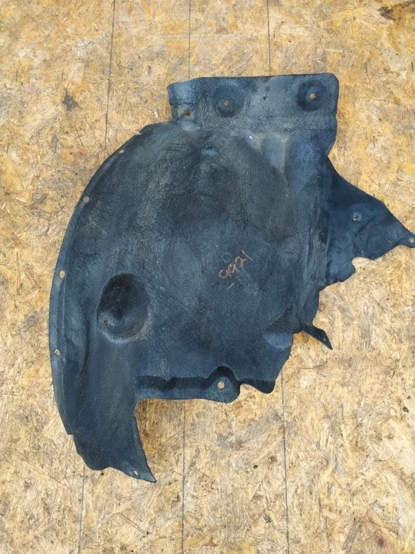 Подкрылок BMW X3 28iX F25