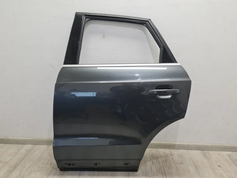 Дверь Audi Q3 2012-2018 8U