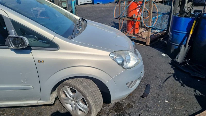 Продажа Opel Zafira 1.6 (115Hp) (Z16XER) FWD MT по запчастям