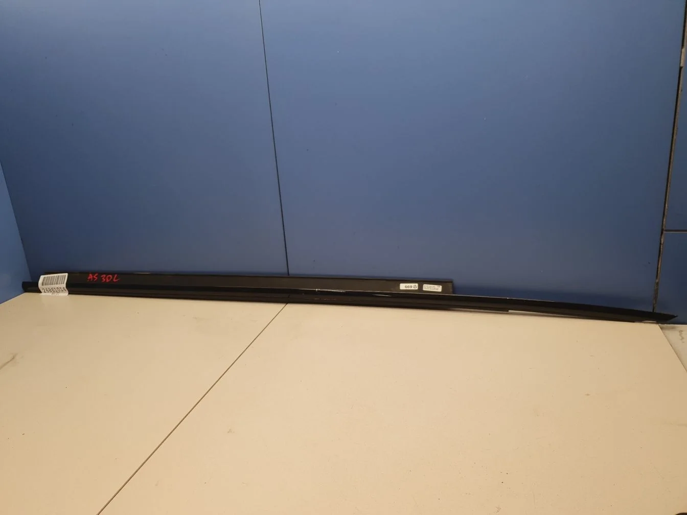 Молдинг стекла передней левой двери для Audi A5 S5 8T Coupe Sportback 2008-2016