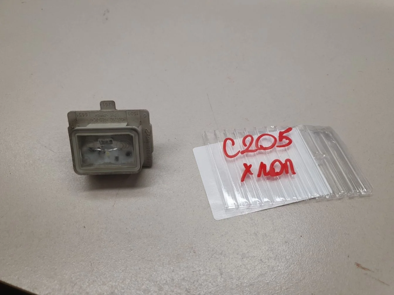 Фонарь подсветки номерного знака для Mercedes C-klasse W205 2014-