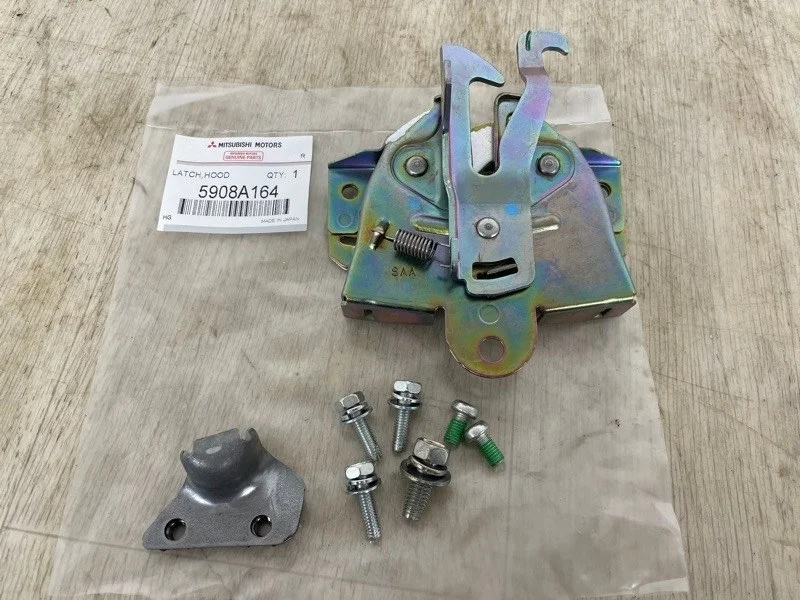 Замок капота MITSUBISHI L200 2005- 2005 2006 2007 2008 2009 2010 2011 2012 2013 2014 2015 5908A164 KB4T 4D56U