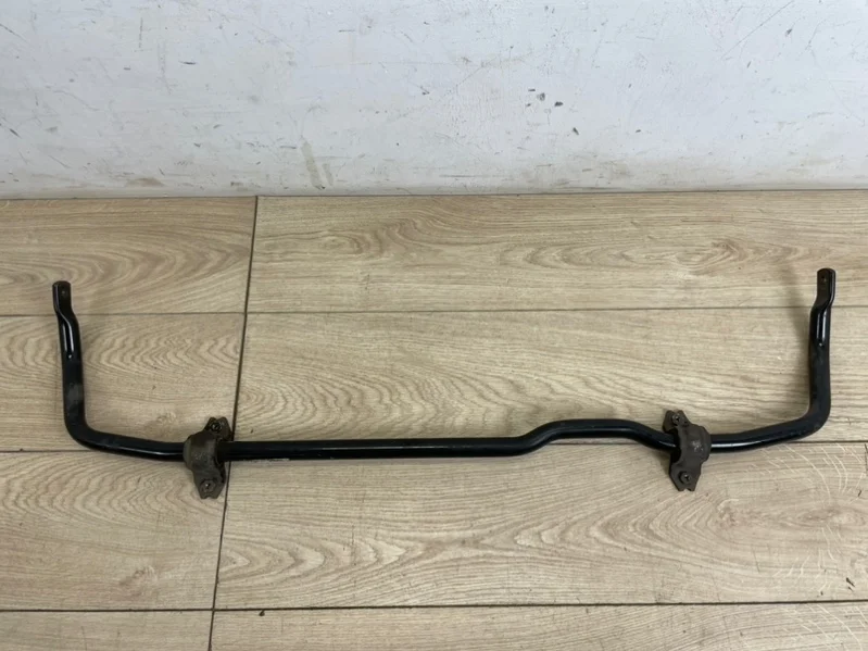 Стабилизатор поперечной устойчивости VW Passat B8 2016 3G