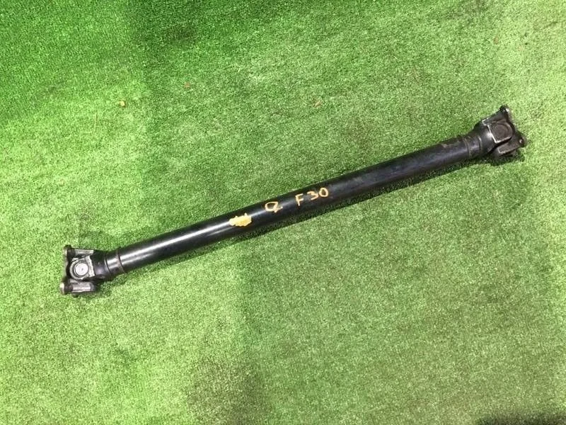 Карданный вал BMW 335ix F30