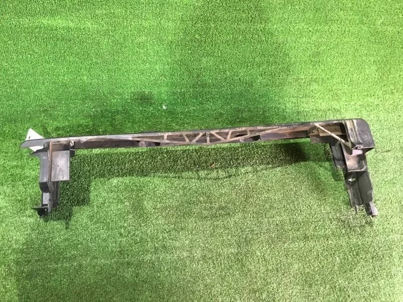 Кронштейн радиатора BMW 535i 2012 F10