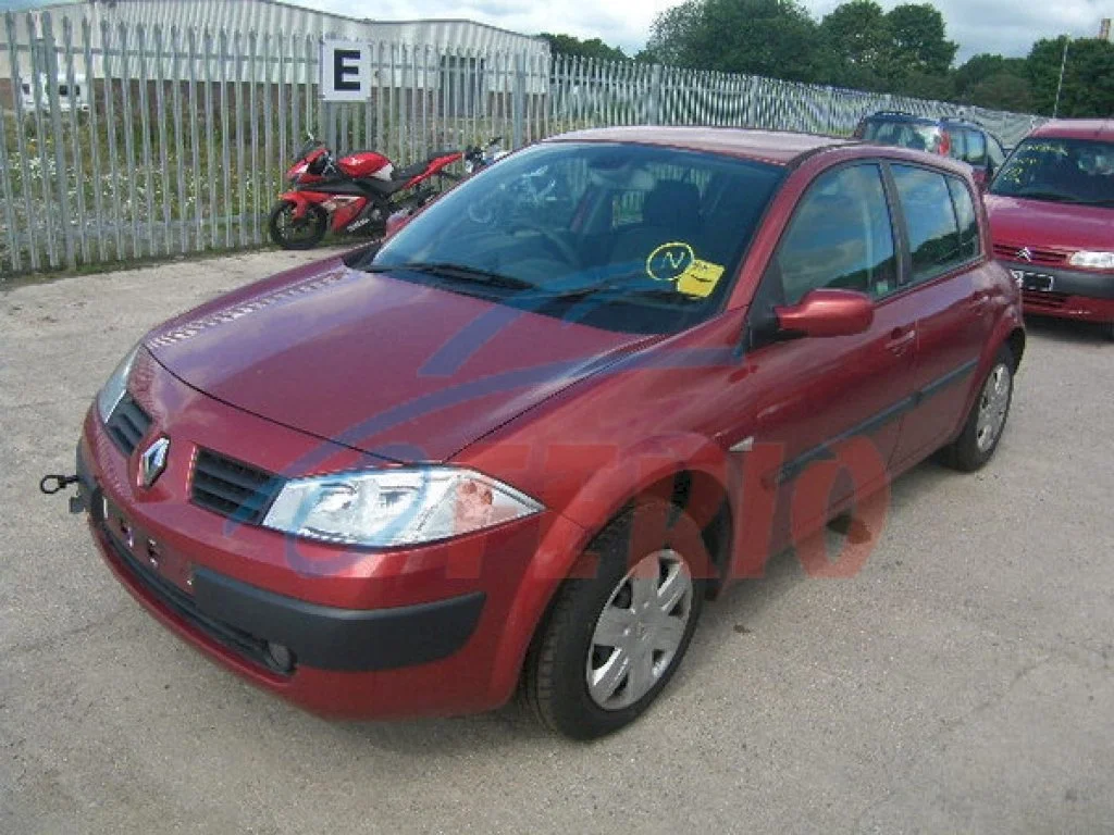 Продажа Renault Megane 1.5D (86Hp) (K9K 724) FWD MT по запчастям