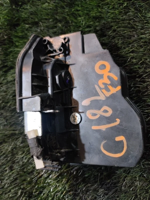 Замок двери BMW 328iX 2013 F30