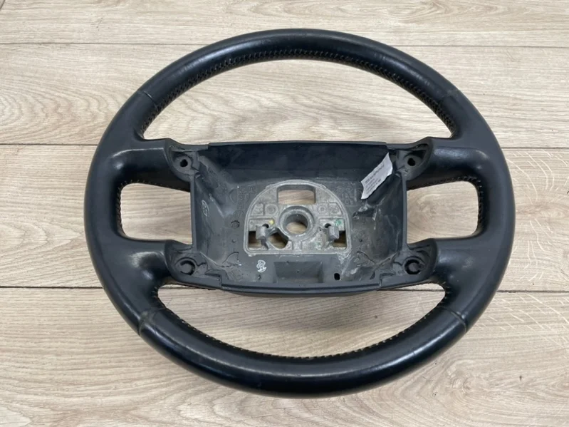 Руль VW Touareg 2003-2010 7L