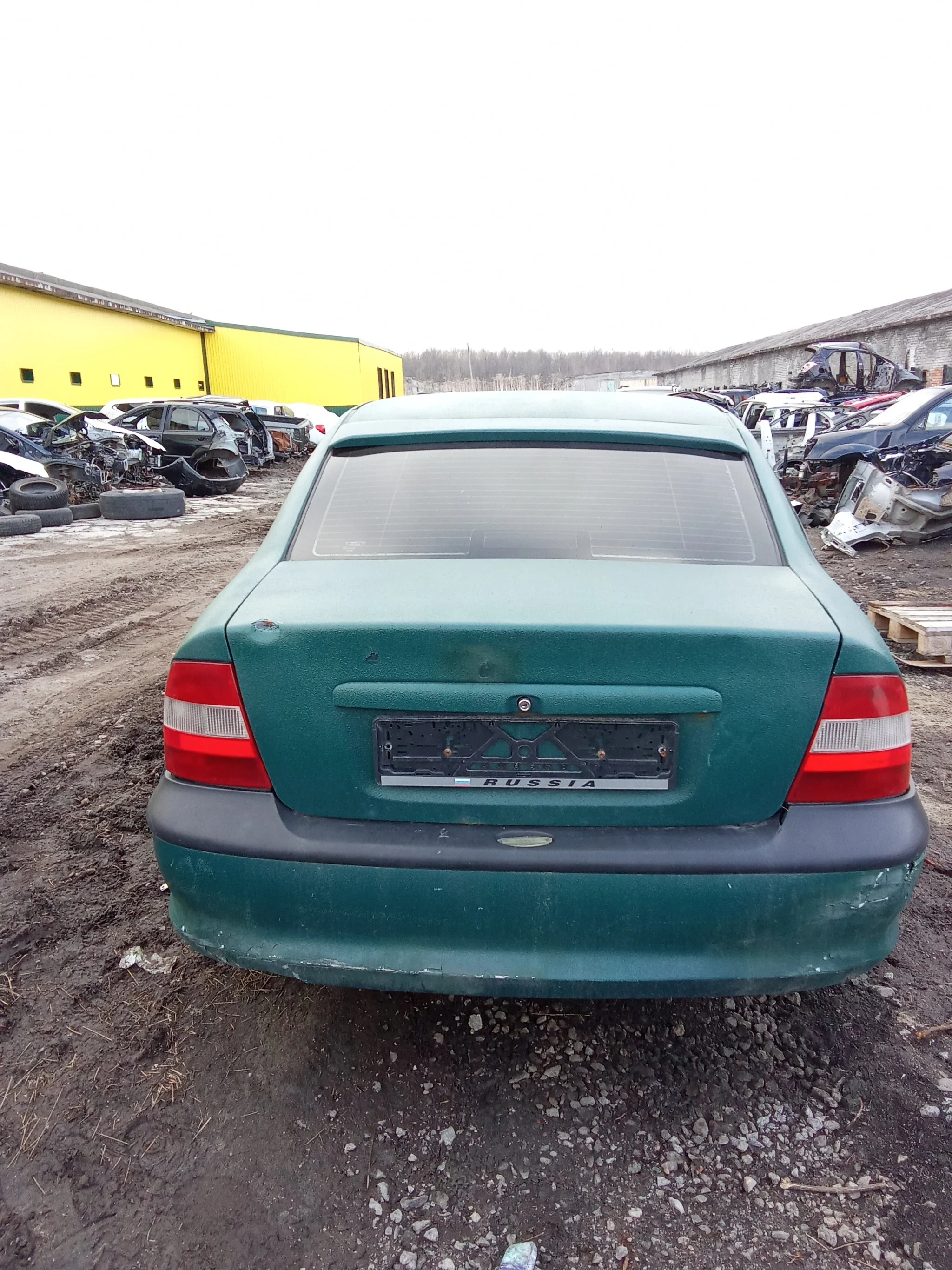 Продажа Opel Vectra 1.8 (115Hp) (X18XE) FWD MT по запчастям