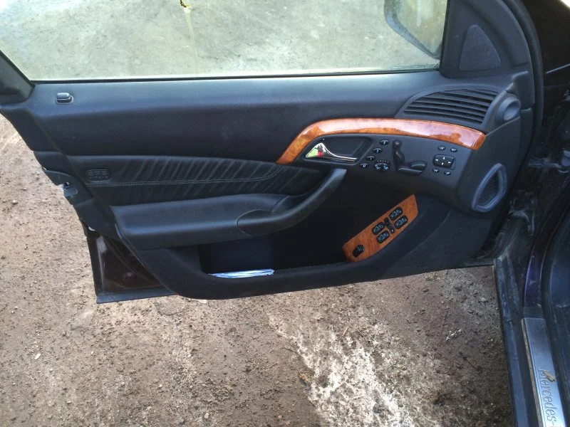 Продажа Mercedes-Benz S class 3.2 (224Hp) (112.922) RWD AT по запчастям