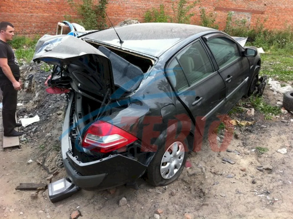 Продажа Renault Megane 1.6 (113Hp) (K4M 760) FWD MT по запчастям