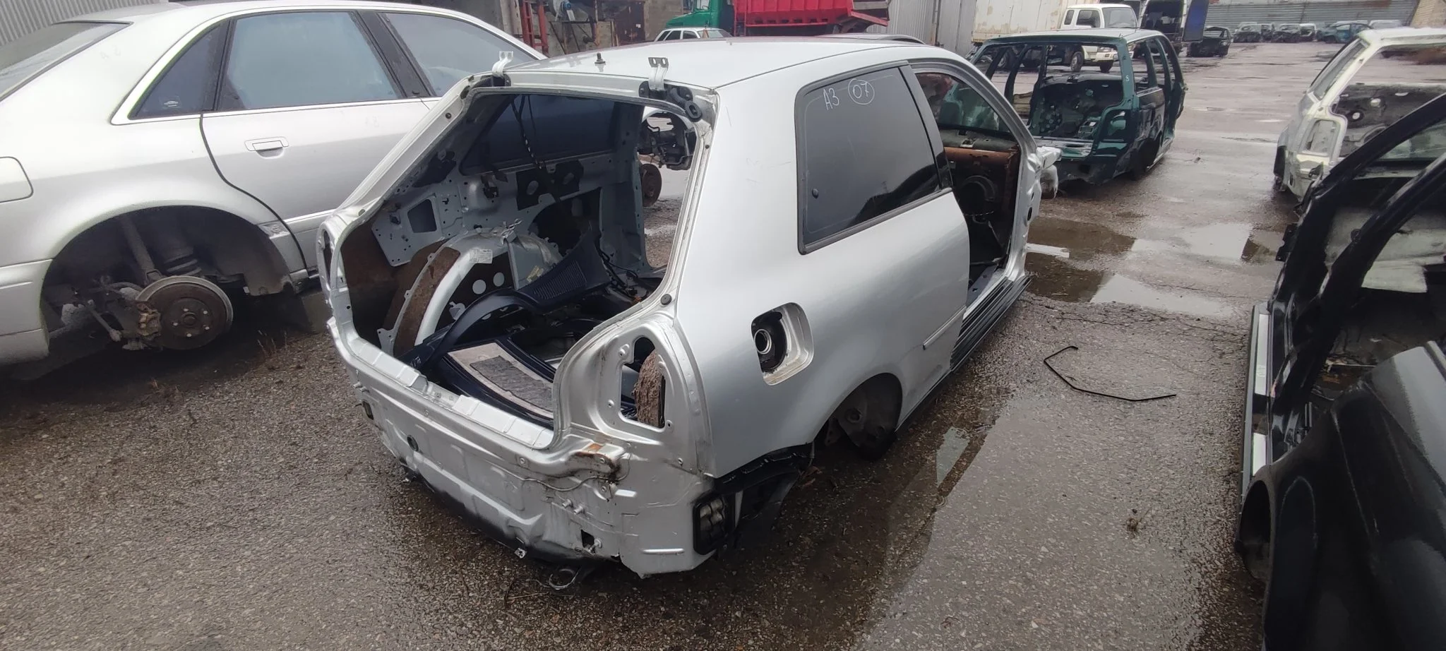 Продажа Audi A3 1.6 (101Hp) (AEH) FWD MT по запчастям