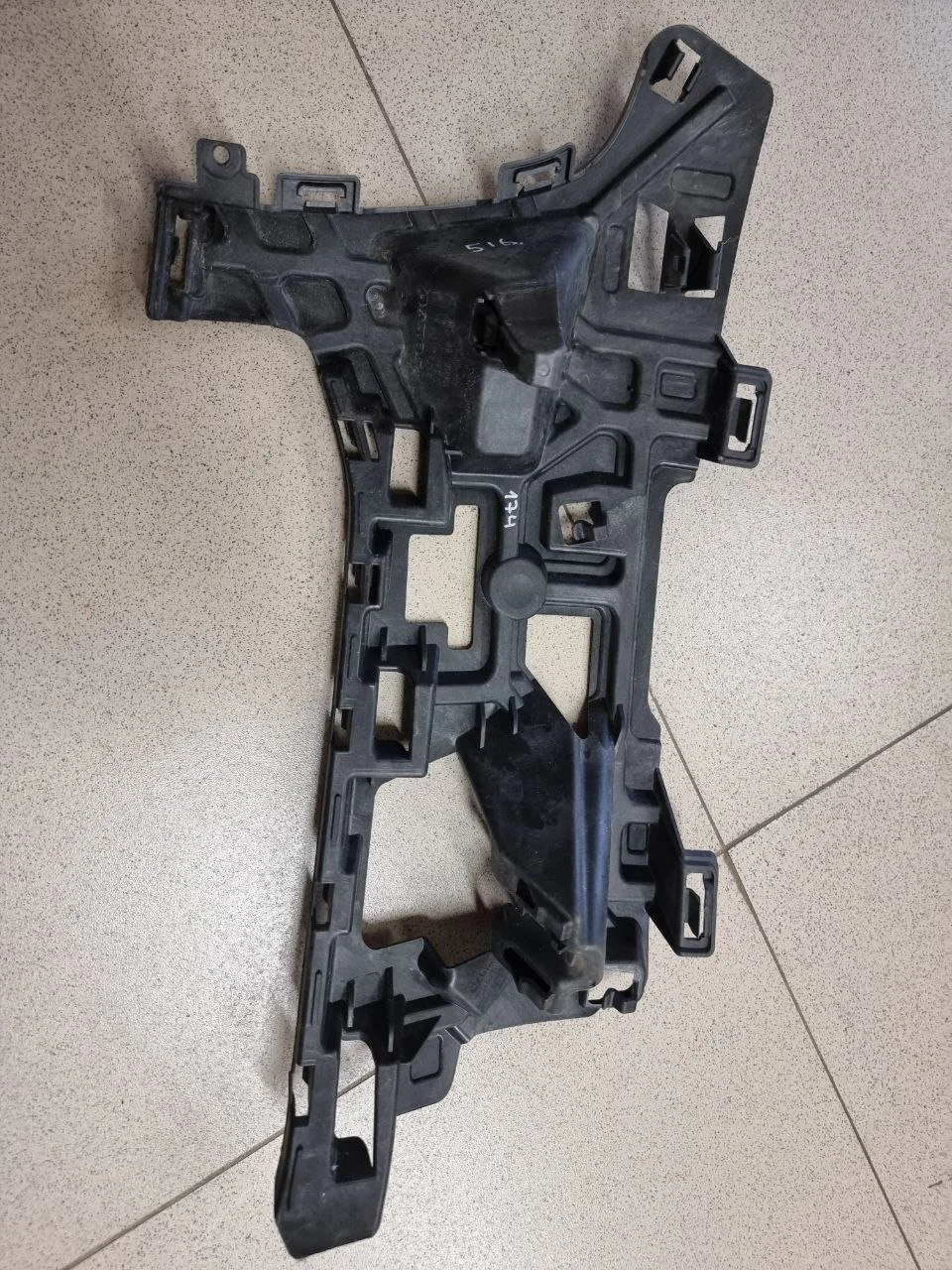 Кронштейн бампера Volvo XC90 2014-2025 Volvo XC90 II L 2014-2019 Volvo XC90 II L rest 2019+