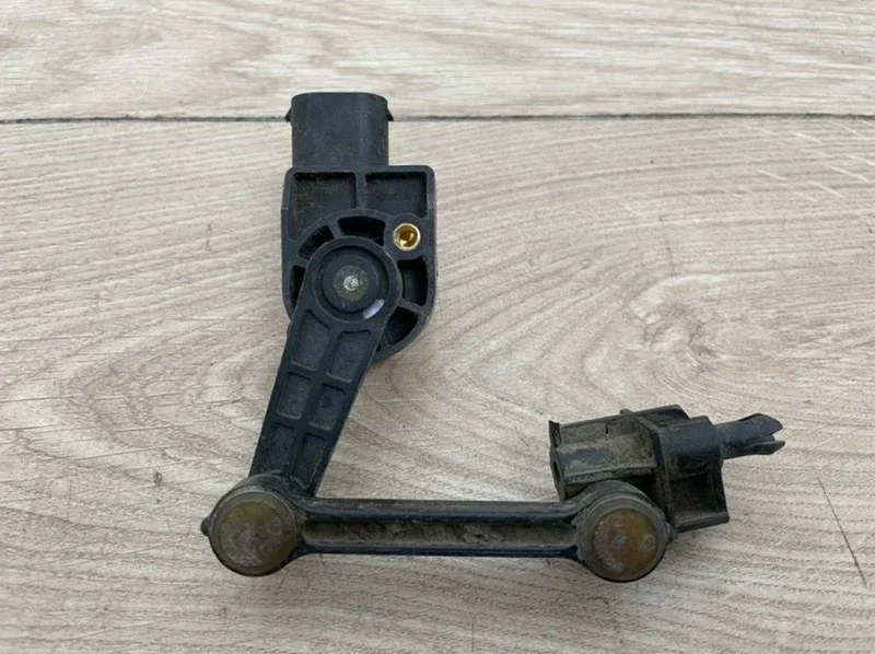 Датчик дорожного просвета Audi Q7 2006-2015 4L