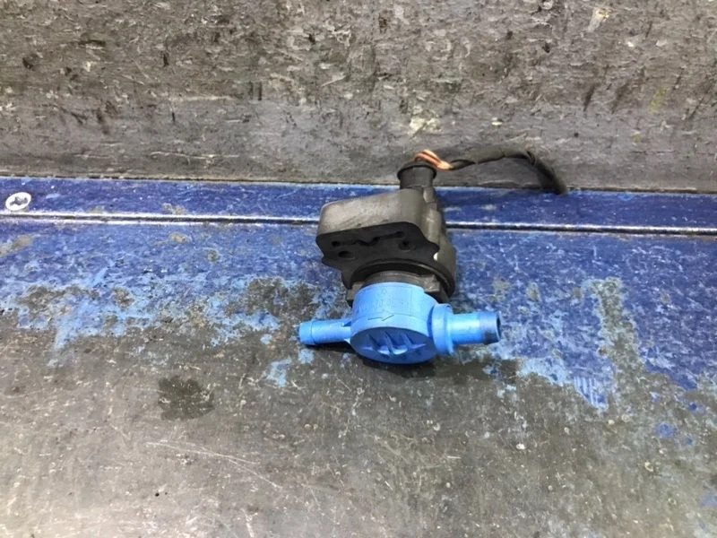 Клапан вентиляции бензобака Chrysler Crossfire AN