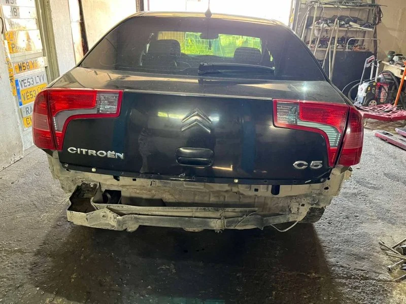 Продажа Citroen C5 2.9 (207Hp) (ES9) FWD MT по запчастям