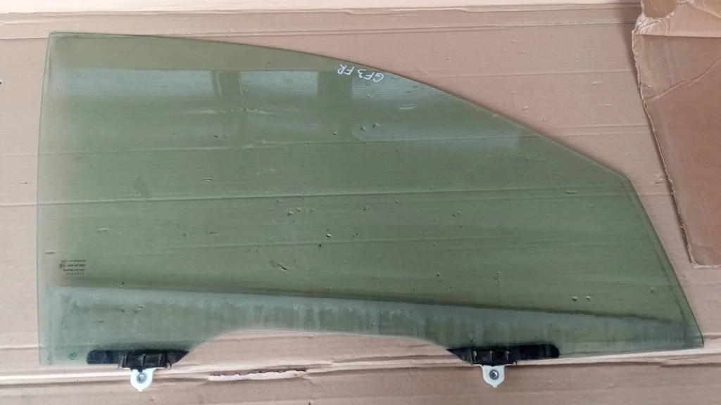 Б.у. стекло двери MITSUBISHI OUTLANDER GF3W MITSUBISHI OUTLANDER GF3W