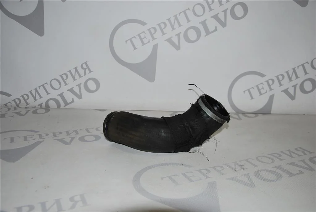 Патрубок интеркулера