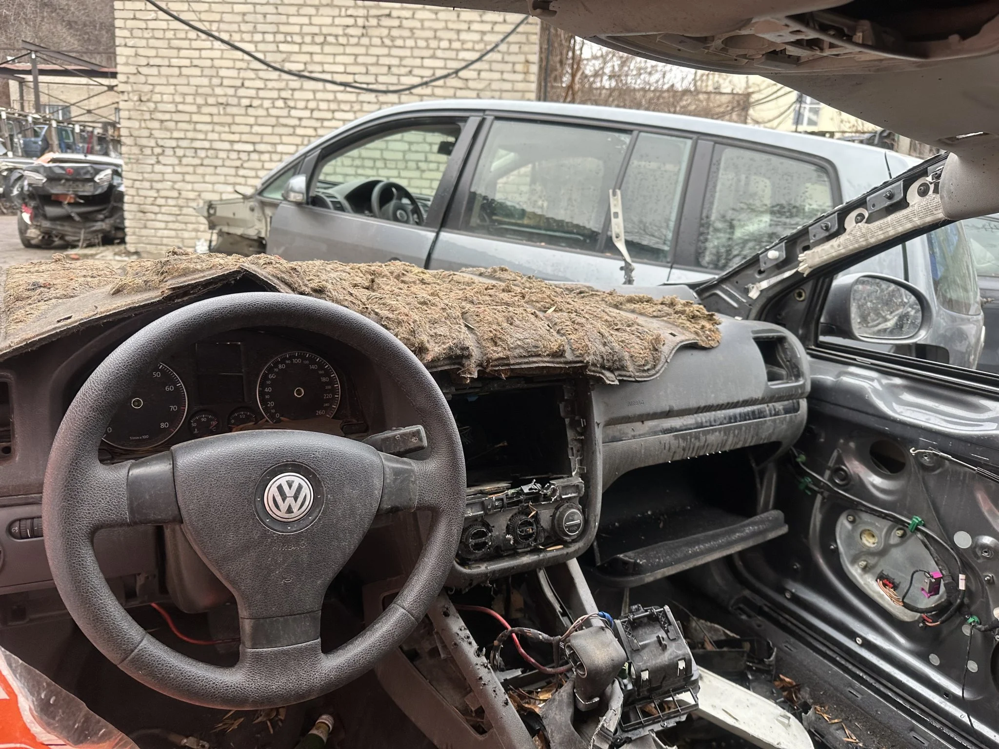 Продажа Volkswagen Jetta 1.6 (102Hp) (BSE) FWD AT по запчастям